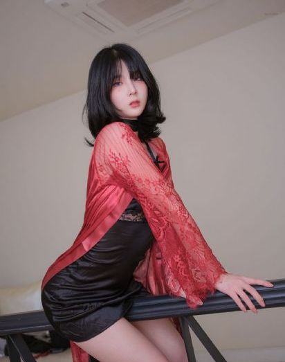 娜美翘臀开襟乳液爆乳涩图_蓝光超清免费观看