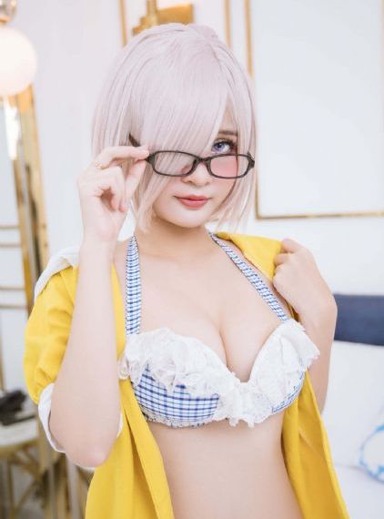 极品美女aⅴ高清在线观看_超清BD在线观看