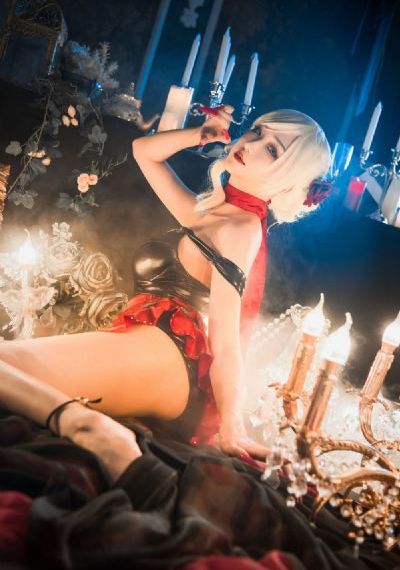女主播美女户外勾引男人操逼_高清神马在线观看