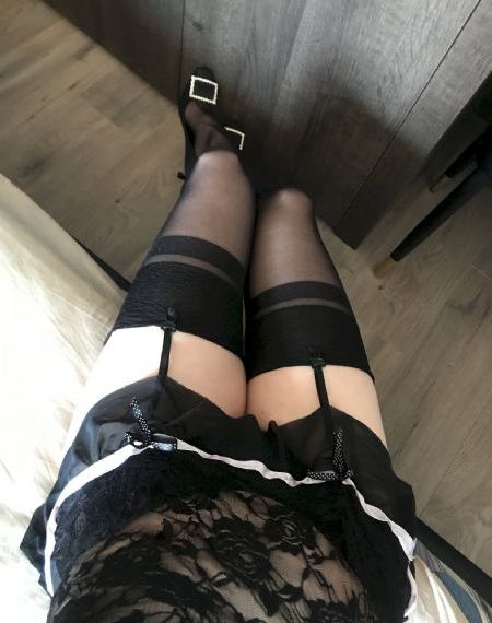 亚洲AV成人无码18禁在线_90分钟完整视频视频大全