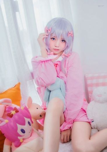 一眉道人一区二区少妇激情_720全集免费观看