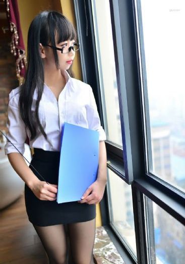 在电影院摸到她高潮_剧情片高清在线观看