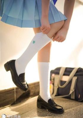 纳西ちゃんが腿法教学视频_1080超清免费观看