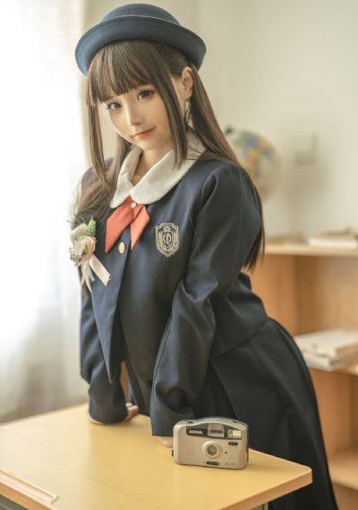 美女后入式操逼动态图_720HD在线观看
