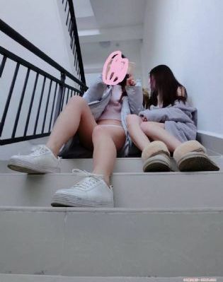 高跟鞋被C到爽哭的视频_超清在线观看高清