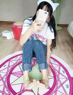 傻女张开双腿迎接高潮_1080P免费观看电视剧