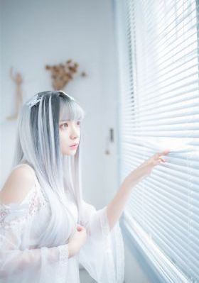 国产精品久久小鲜肉无码网站一区_DVD免费在线观看