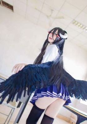 亲嘴摸屁股抓胸的视频_BD国语在线观看高清