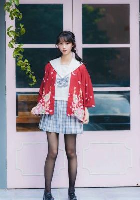 黑丝美女在线观看_BD韩语在线视频观看